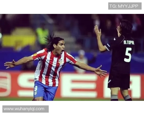 埃尔夫斯堡与索尔的精彩对决揭示足球战术与团队精神的较量