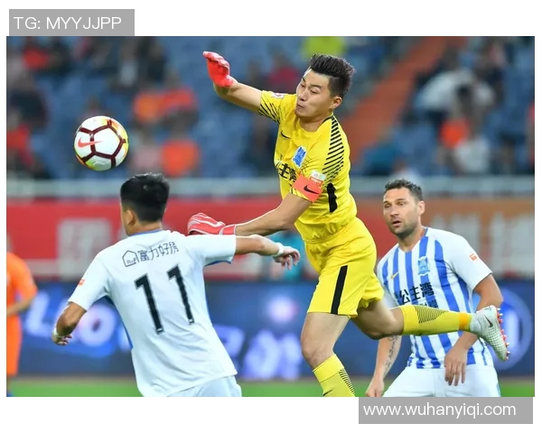 富力主场迎战鲁能全力争胜球迷期待精彩对决