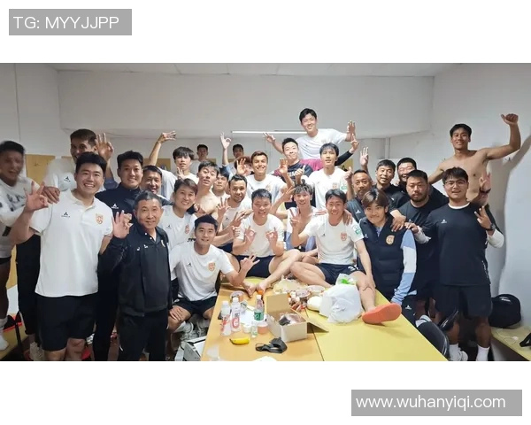 中国队迎战热火四全力以赴争夺胜利展现团队精神与竞技魅力