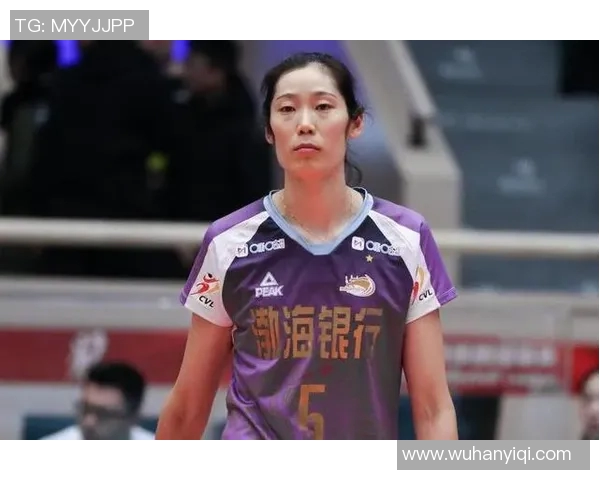 吴敏专访：从青涩球员到网球明星的成长之路回顾